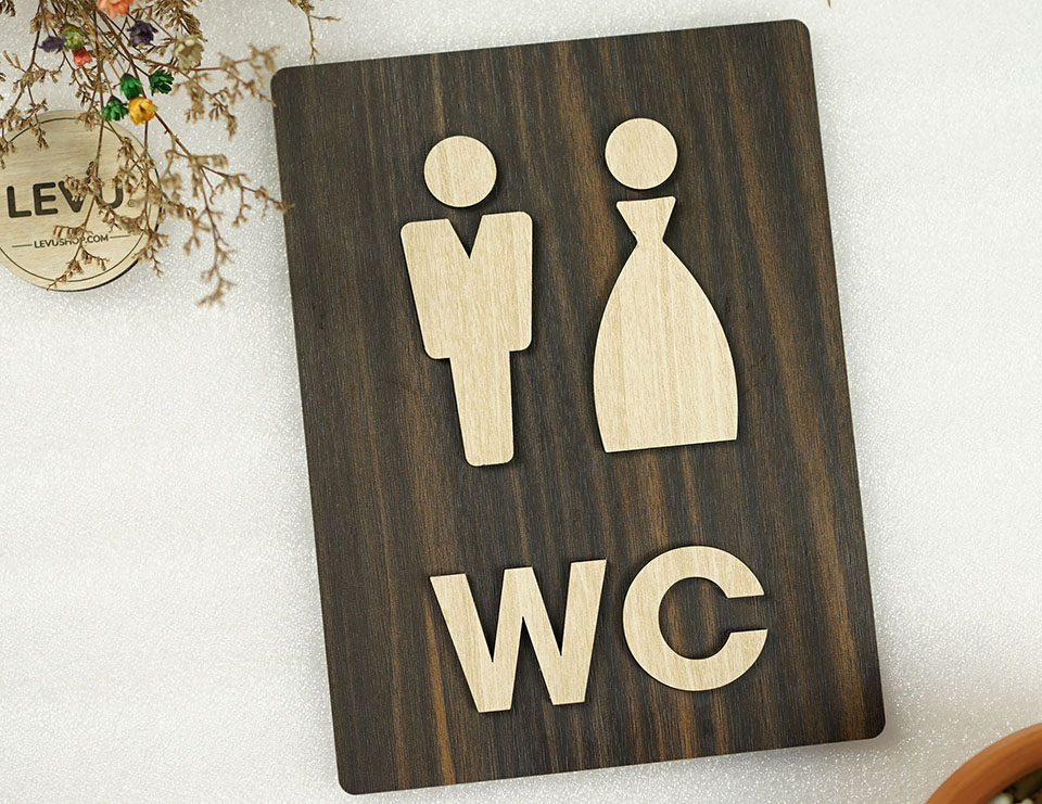 Bảng hiệu WC chữ nổi 3D bằng gỗ mẫu TL41